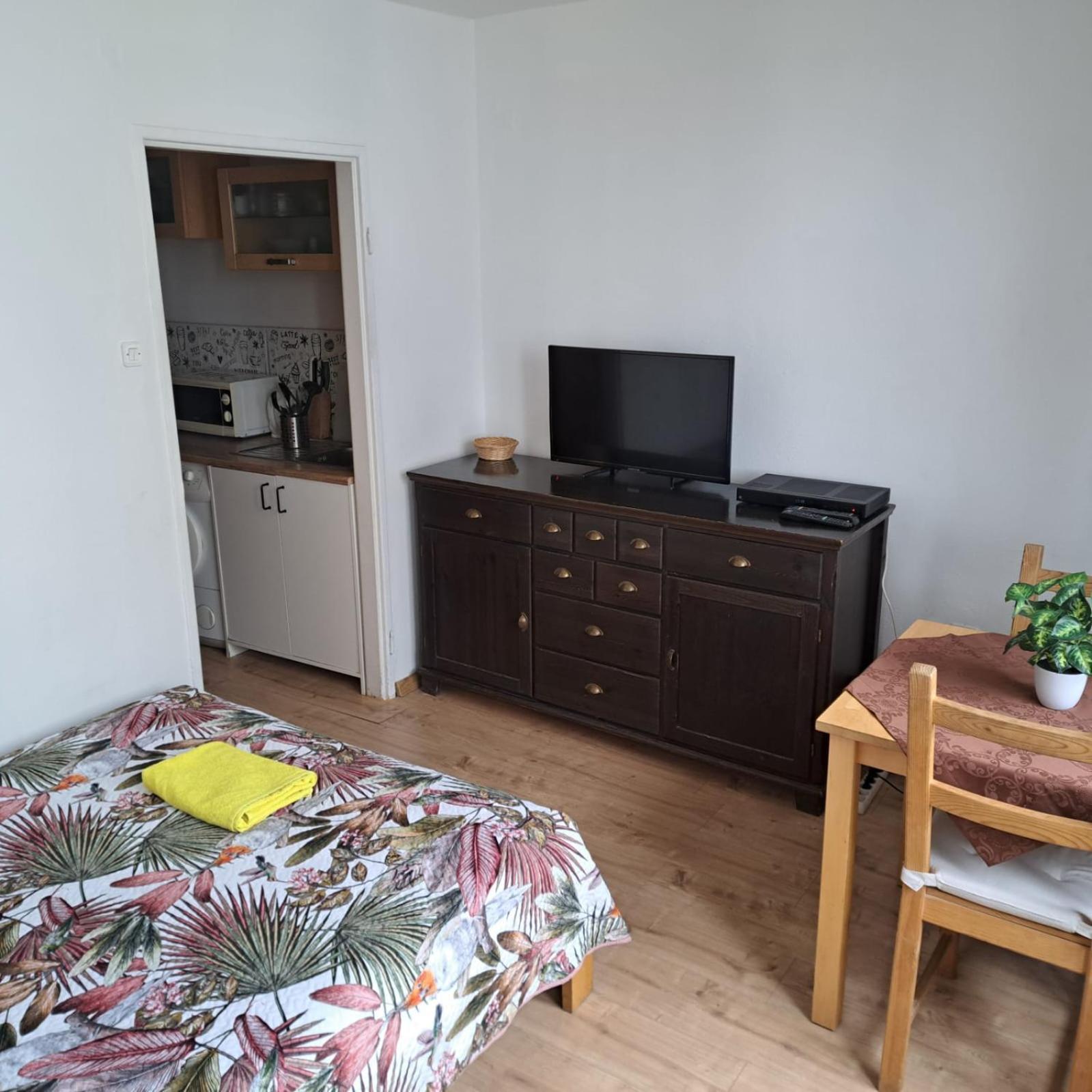 Kwatera Na Wspolnej Warschau Buitenkant foto